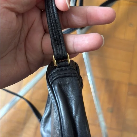 Marc by Marc Jacobs Black Leather Crossbody Bag - Picture 7 of 11